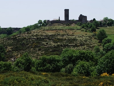 Historia del pueblo medieval de La Garde-Guérin 4