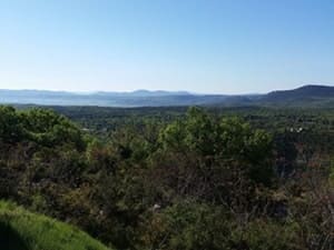 Fodgængerrute med rundtur på 22,5 km fra Les Vans i Ardèche 1
