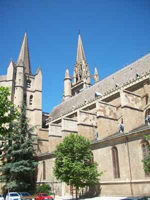 Ο καθεδρικός ναός της Notre-Dame-et-St-Privat στη Λοζέρ 1