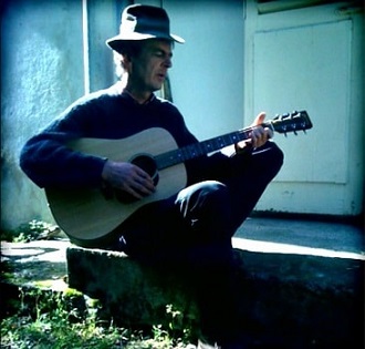 Philippe Papadimitriou playing guitar in Oklahoma, USA