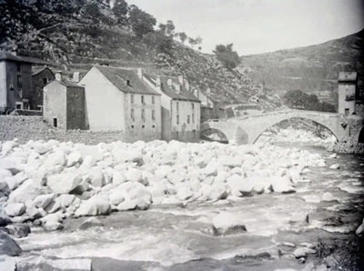 Le Pont-de-Montvert en la época 9