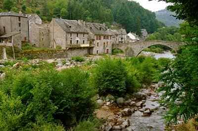 Η Pont-de-Montvert, στάση του GR®70 Μονοπατιού Stevenson 5