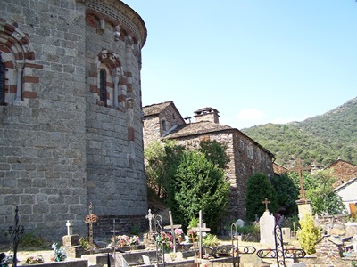 Vår Frus kyrka i Thines 2